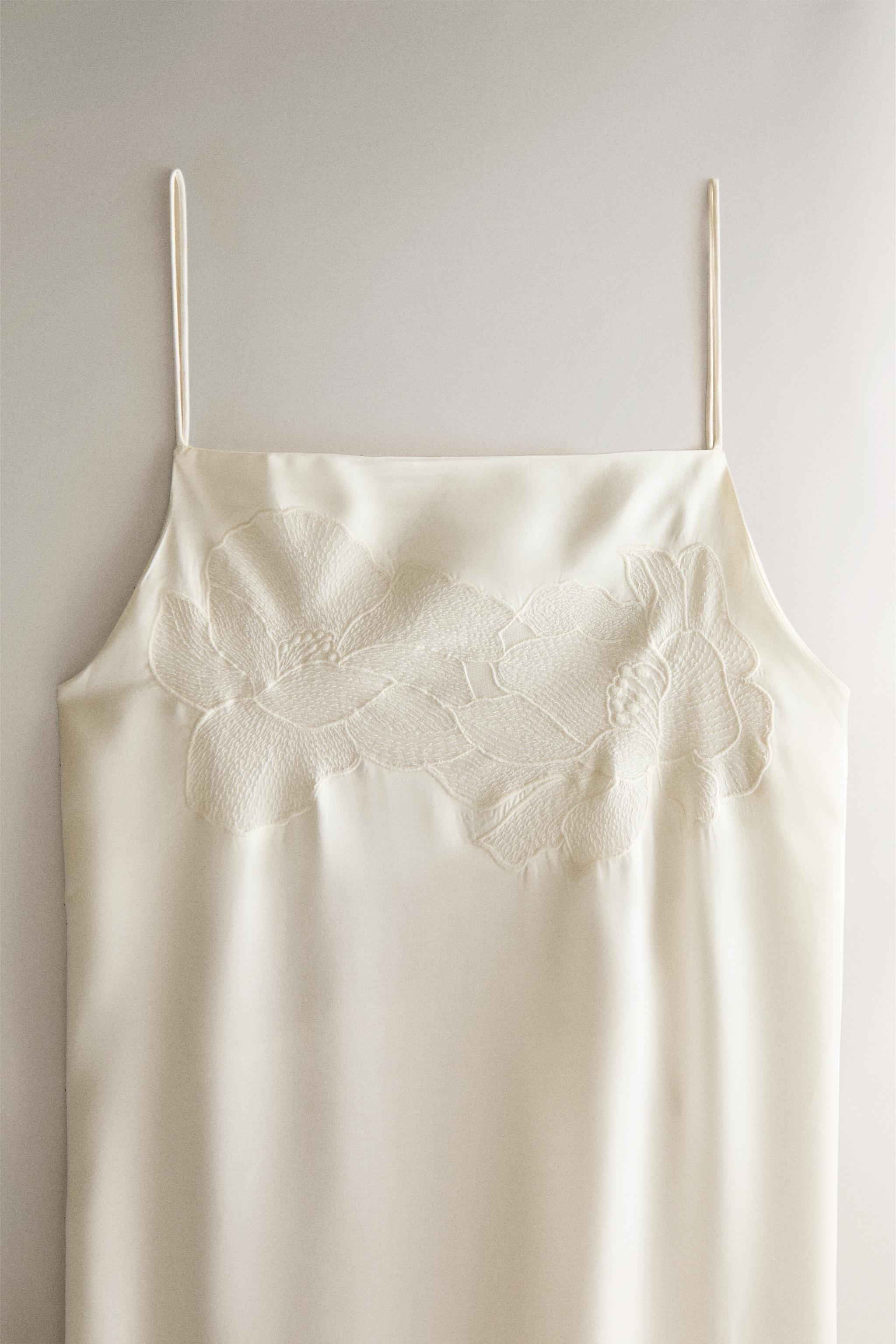 CHEMISE DE NUIT LONGUE SATIN